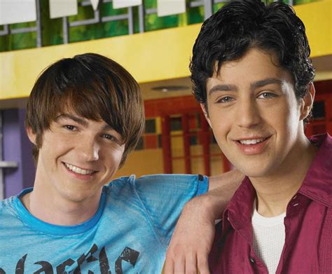 why is josh peck not friends with drake|drake and josh drama.